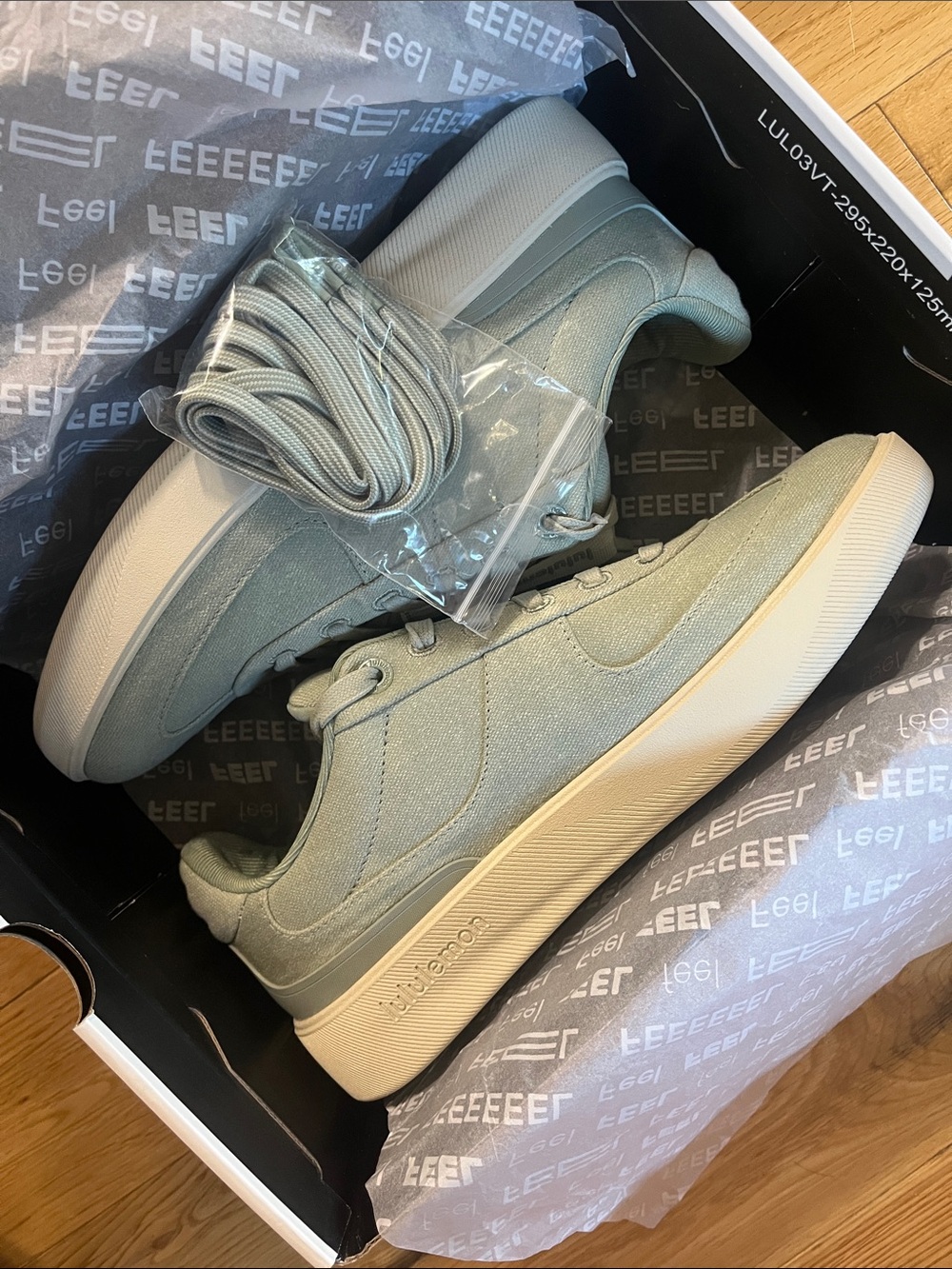 NWT Lululemon sage green sneaker size 9.5